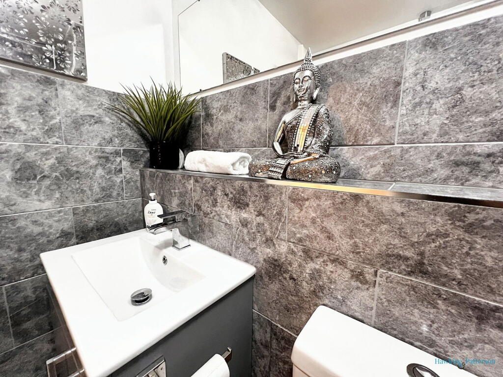 Additional image 10 of High Street, Henley-in-arden, B95 5FH