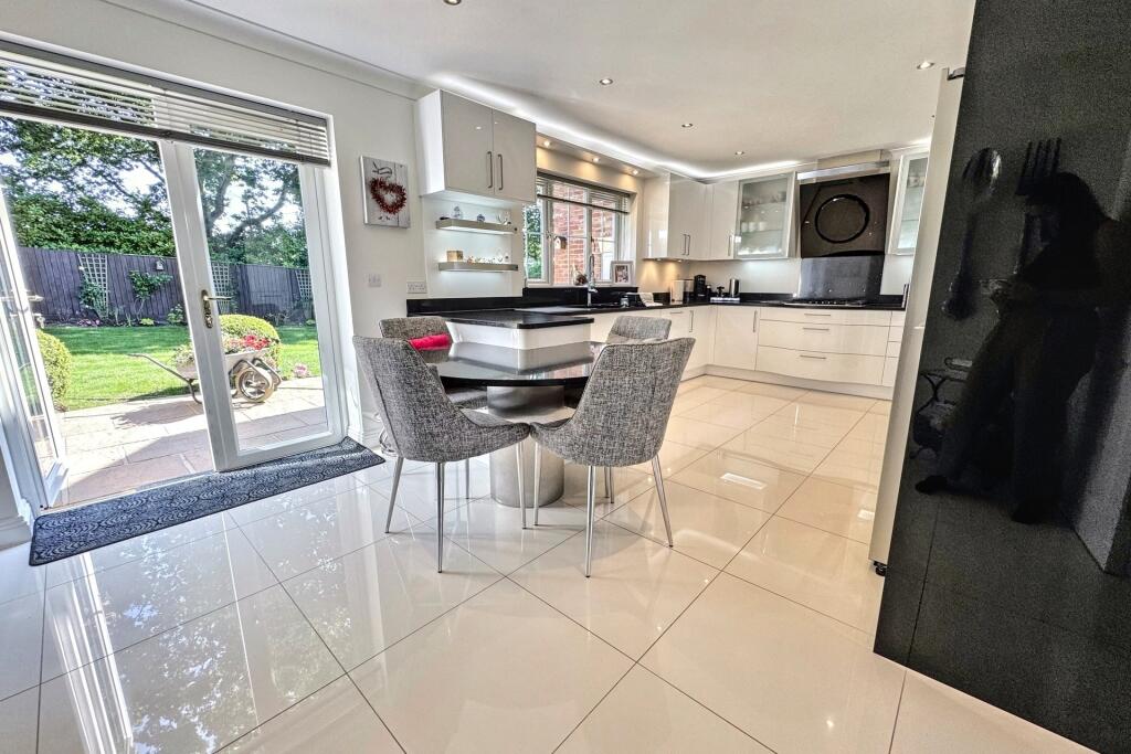 Additional image 9 of Ferndown