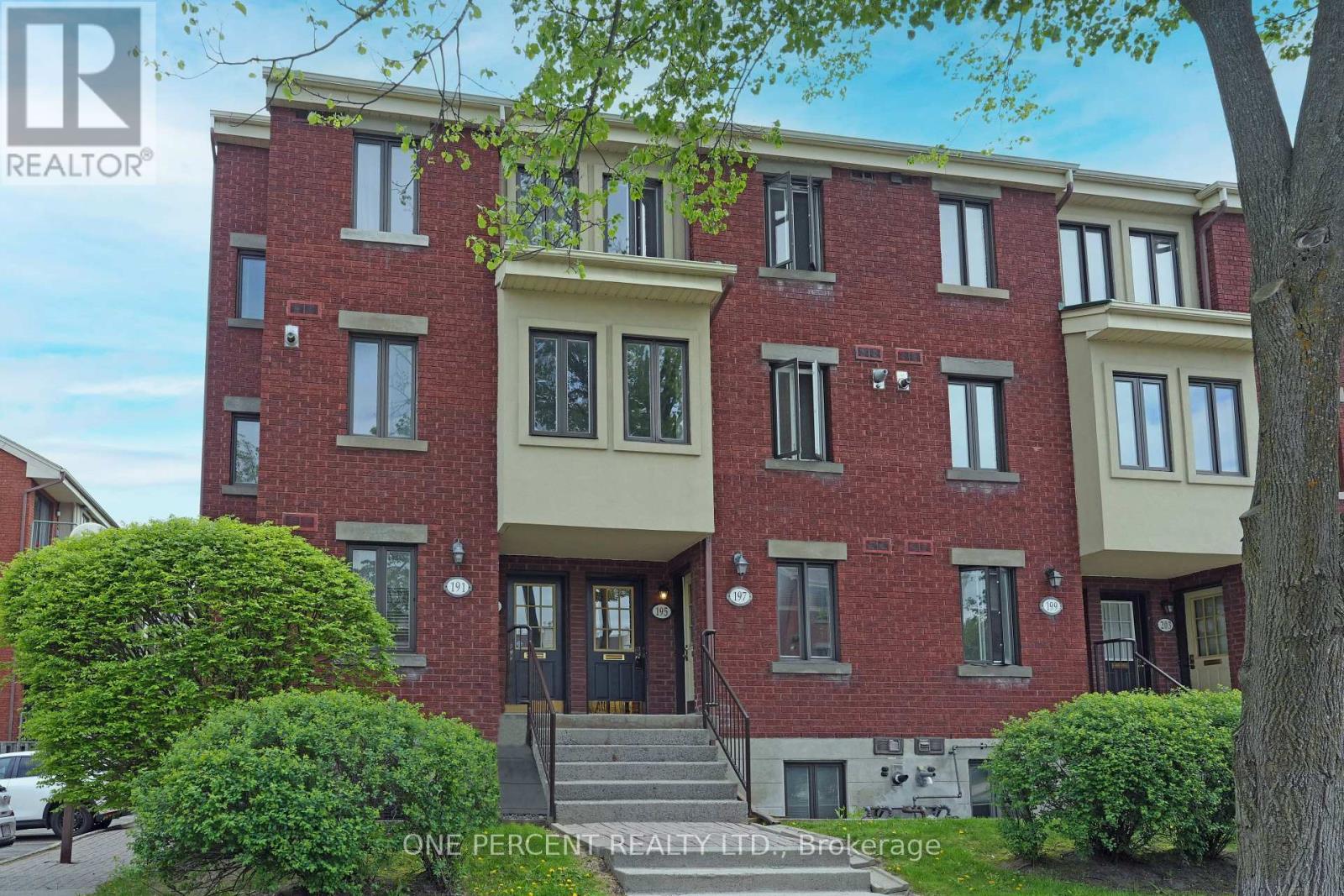 63 - 195 ALVIN ROAD|Ottawa, Ontario K1K2T9