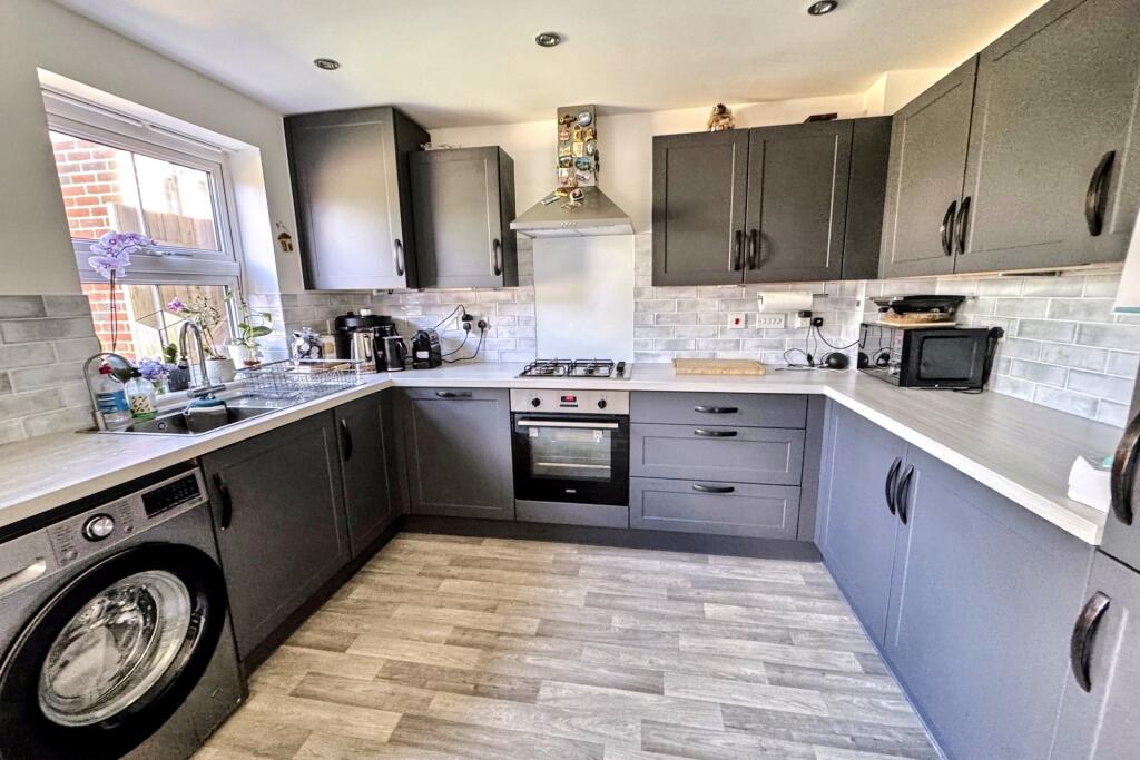 Additional image 6 of Bearwood