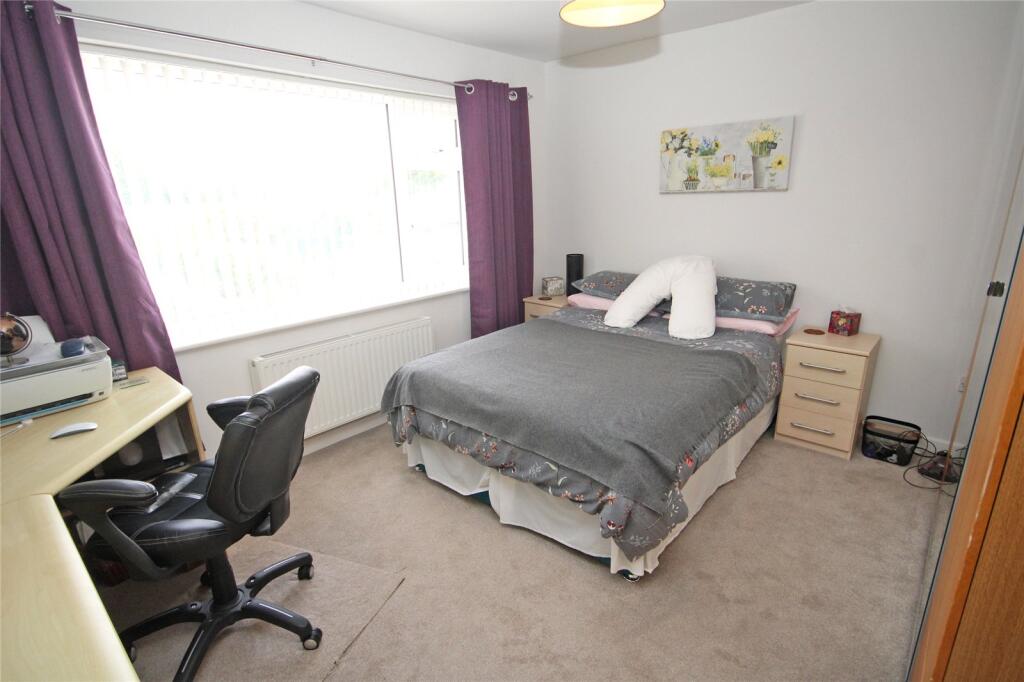 Additional image 11 of High Ridge Crescent, New Milton, Hampshire, BH25