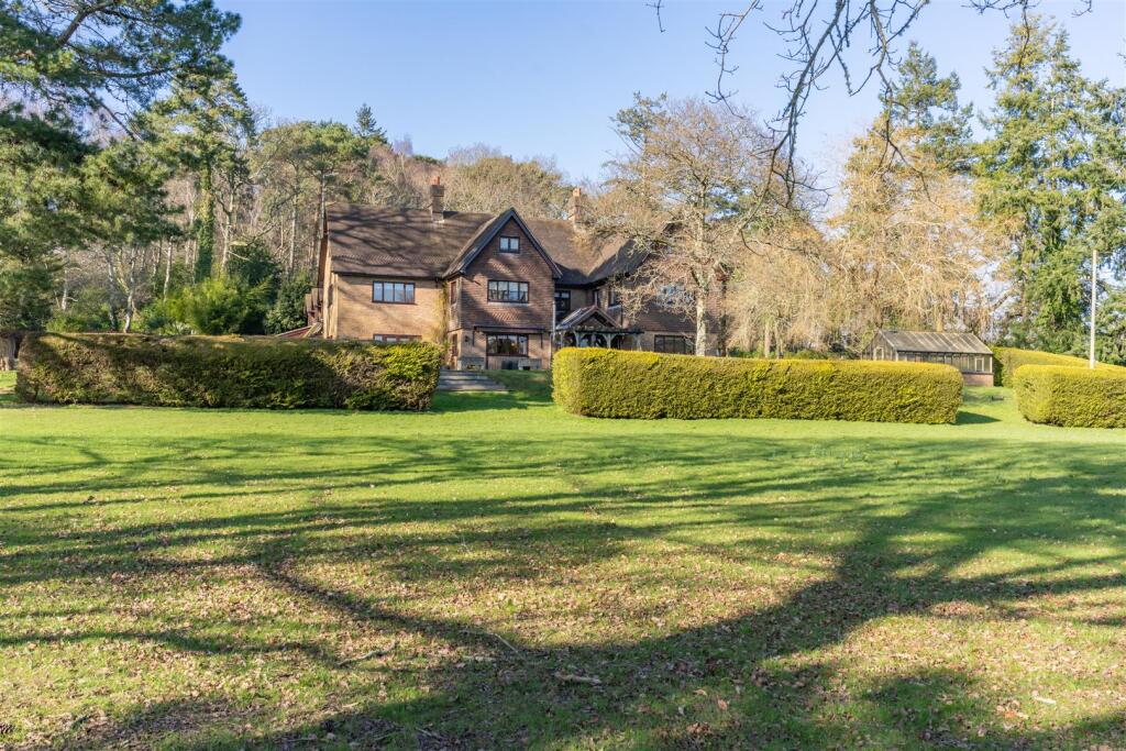 Additional image 24 of Arrowsmith Road, Wimborne