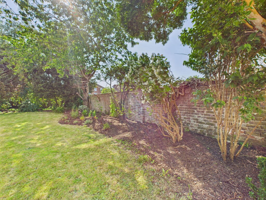 Additional image 31 of Heene Road, Worthing, BN11