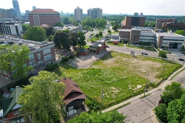 Additional image 5 of 151 Lancaster St