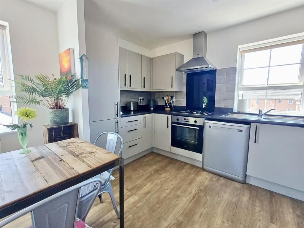 Additional image 2 of 66 Skylark Avenue, Peacehaven