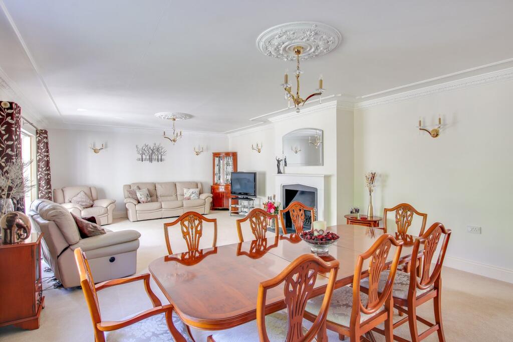 Additional image 14 of Glen Close, Barton on Sea, New Milton, BH25