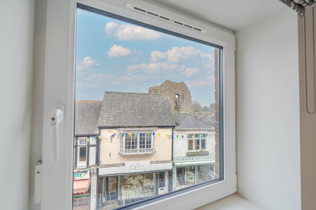 Additional image 7 of 24 Church Street, Christchurch, Dorset, BH23 1FJ