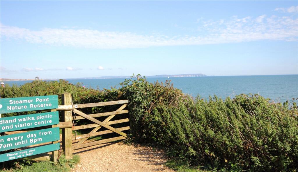 Additional image 16 of East Cliff Way, Friars Cliff, Christchurch, Dorset, BH23
