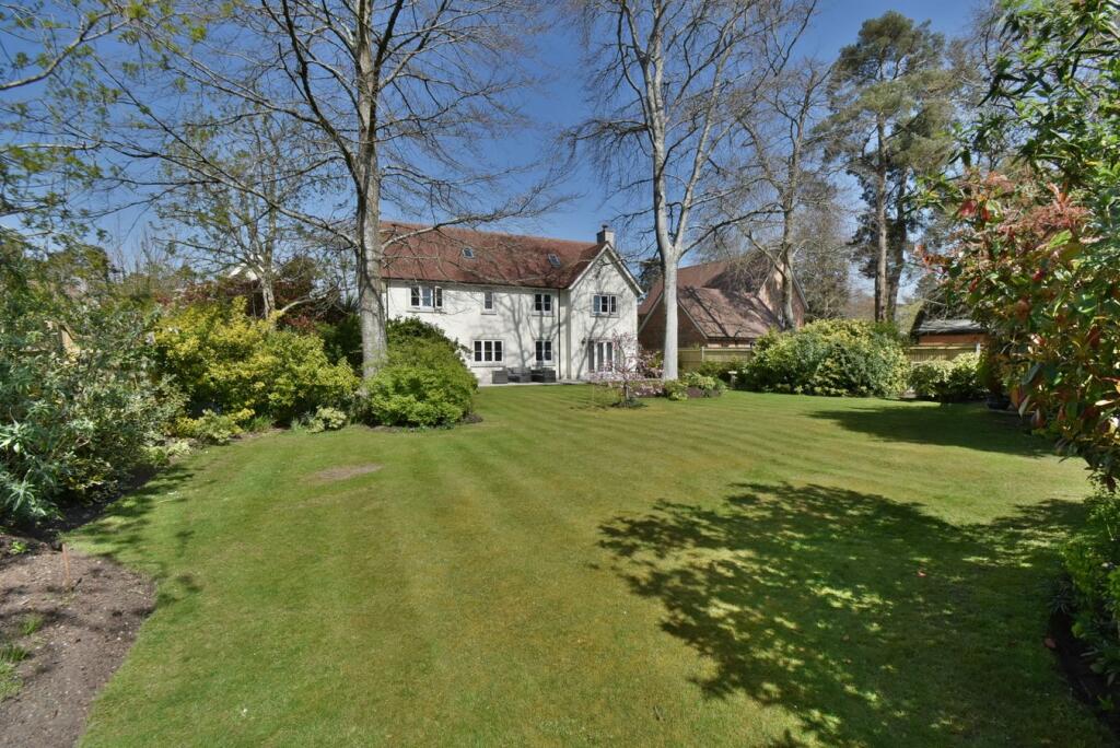 Additional image 2 of Badgers Walk, Ferndown, BH22