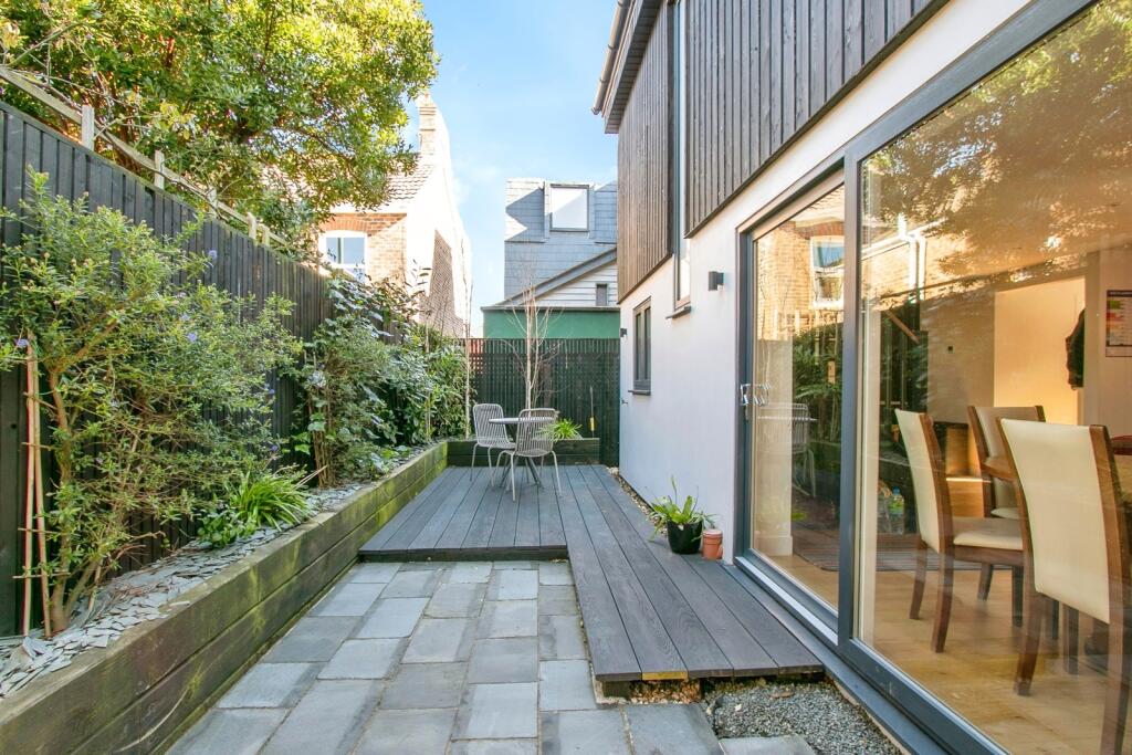 Additional image 18 of Glencoe Road, Poole, BH12