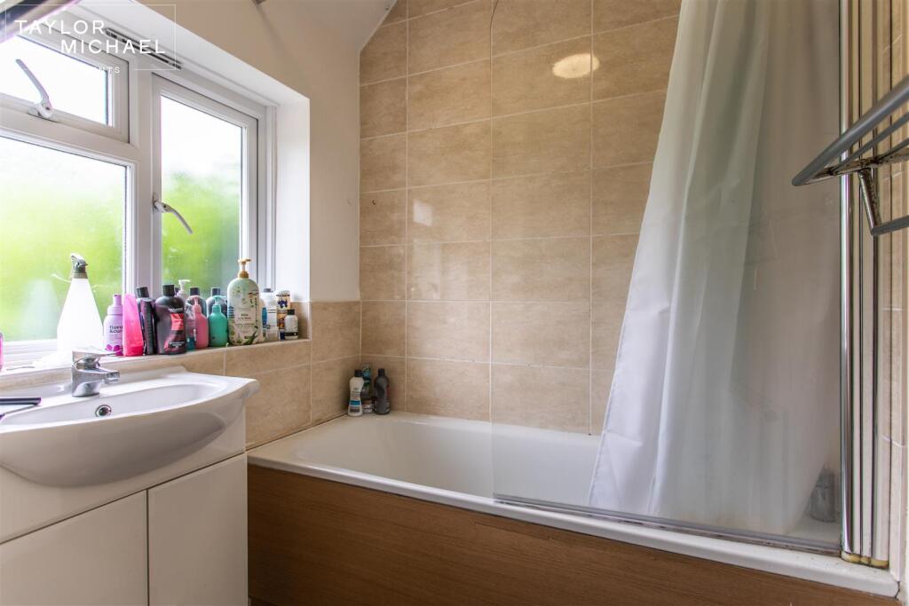 Additional image 14 of Southall Avenue, Brighton