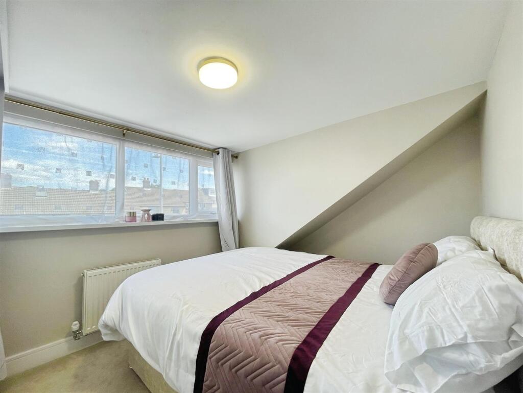 Additional image 16 of Spring Wood Gardens, Bradford, BD5