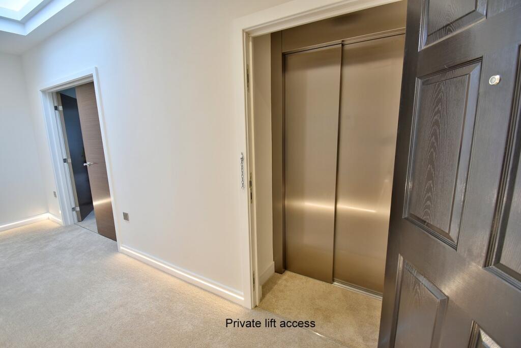 Additional image 5 of 14 Golf Links Road, Ferndown, BH22