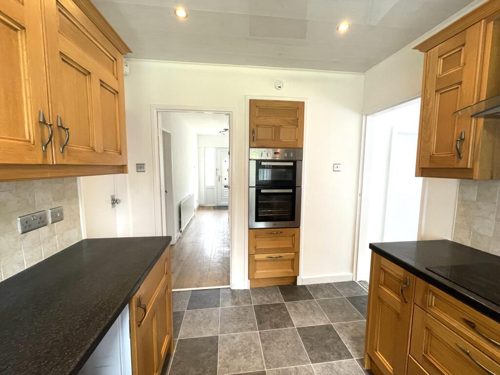 Additional image 7 of Woodland Grove, BRADFORD