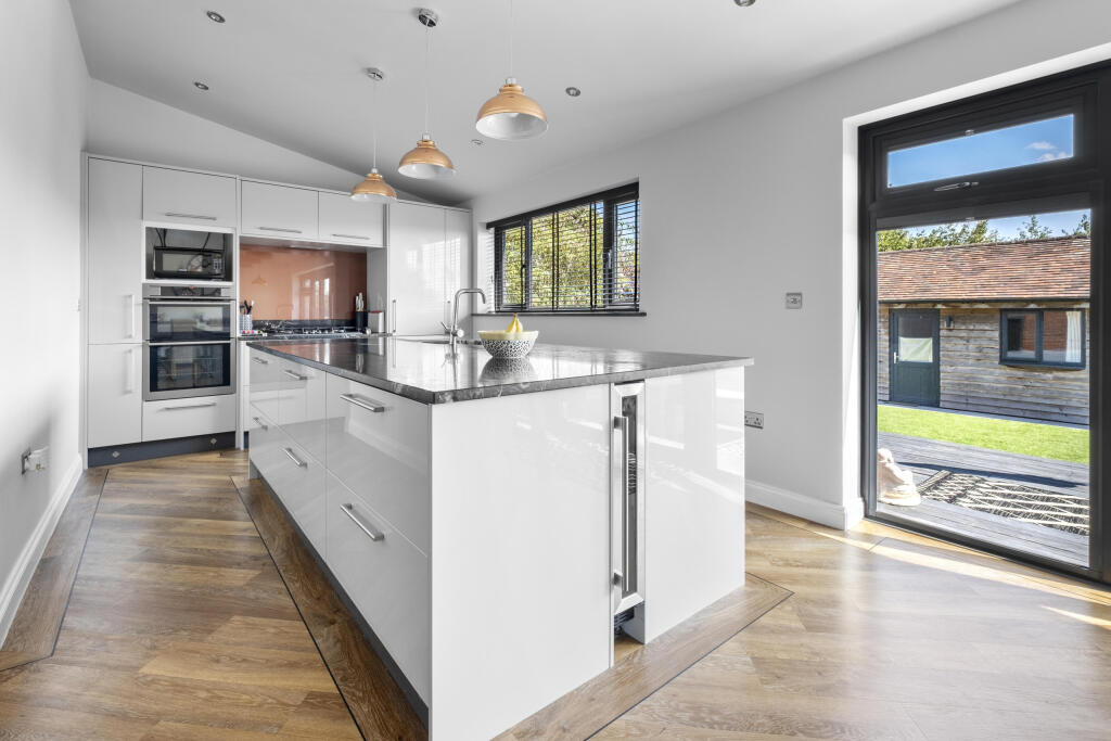 Additional image 4 of Finstall Road, Bromsgrove B60 2EH