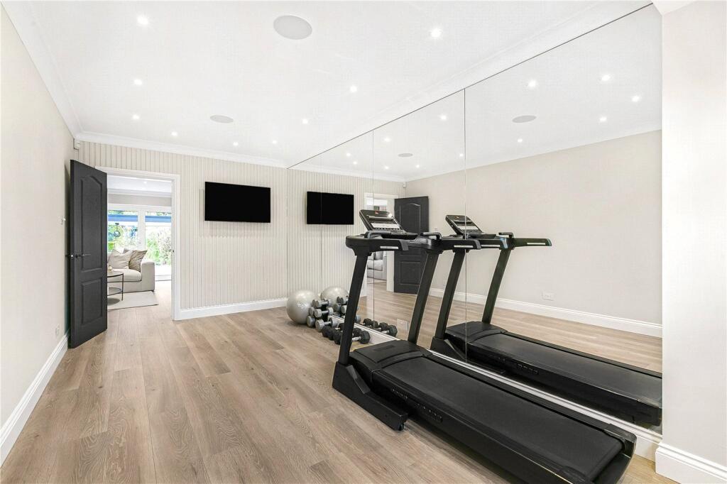 Additional image 30 of Brookmans Avenue, Brookmans Park, AL9