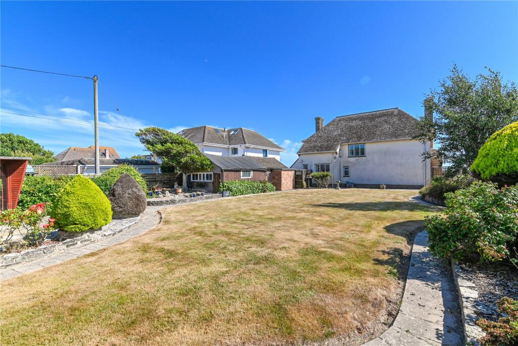 Additional image 20 of Marine Drive West, Barton on Sea, New Milton, Hampshire, BH25