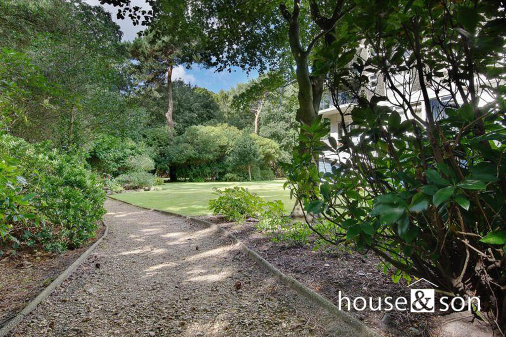 Additional image 20 of Admirals Walk, West Cliff Road, West Cliff, Bournemouth, BH2