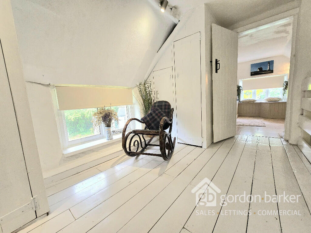 Additional image 27 of Crescent Road, Verwood, Dorset, BH31