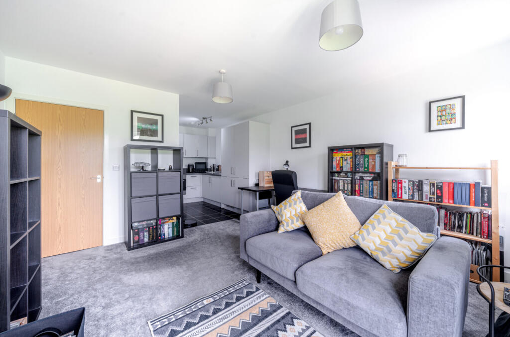 Additional image 3 of Waddington House, 62 Barnes Wallis Way, Bricket Wood, AL2