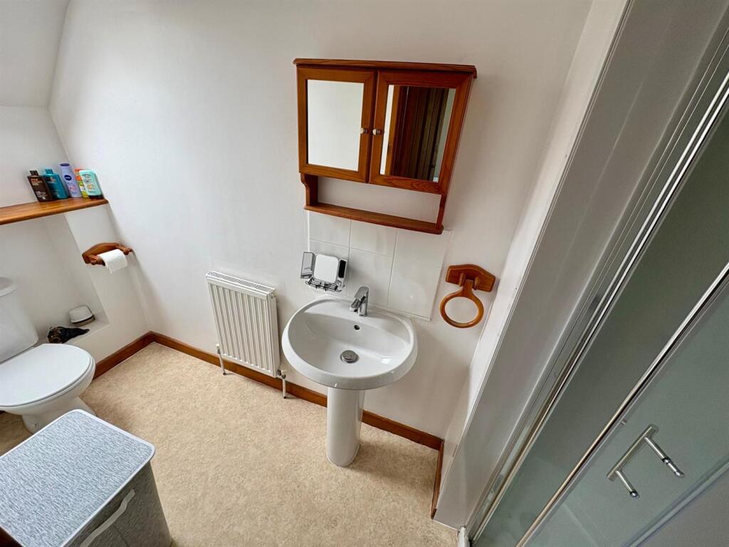 Additional image 11 of Horton