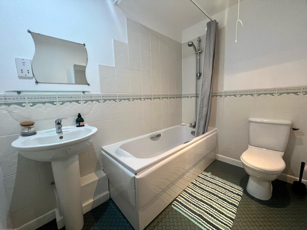 Additional image 4 of Point 3