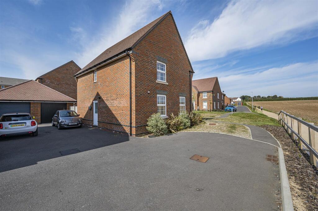 Additional image 21 of Chaffinch walk, Chalkers, Peacehaven