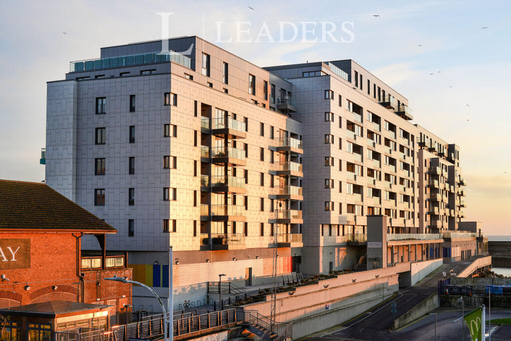 Additional image 13 of Sirius