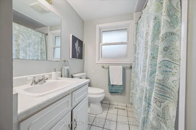 Additional image 16 of 166 Winding Way