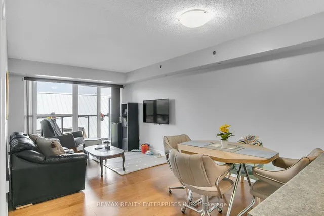 Additional image 18 of 35 Saranac Blvd Unit 411