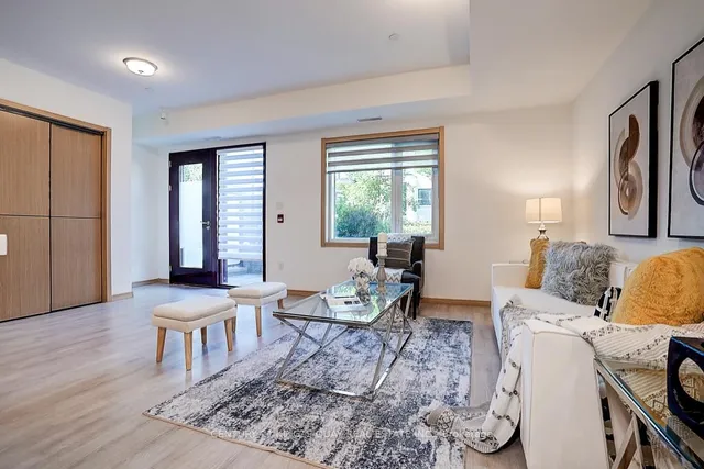 Additional image 16 of 200 Chester Le Blvd Unit D102