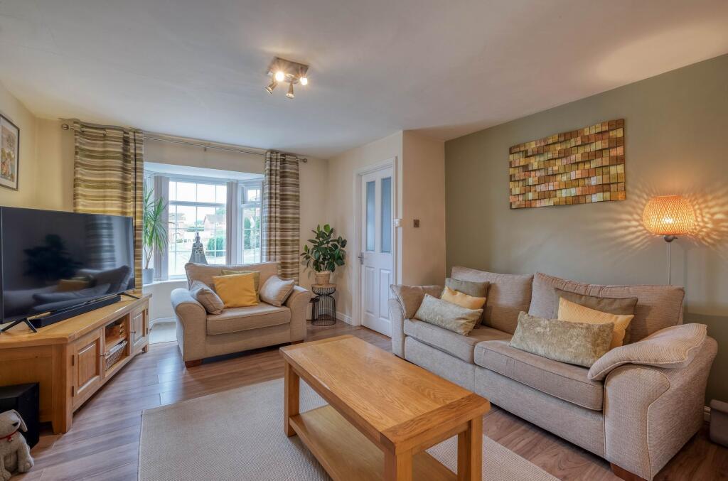 Additional image 3 of Alton Close, Redditch, B97