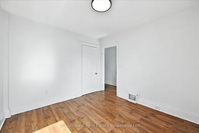 Additional image 27 of 4 Madison Ave