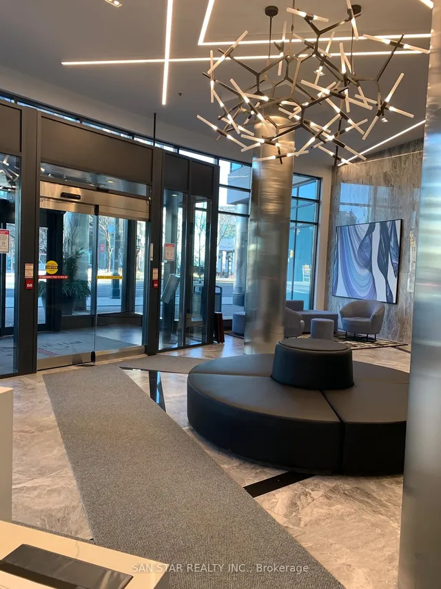 Additional image 16 of 16 Yonge St Unit 2201