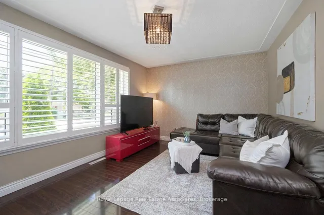 Additional image 12 of 107 Court St