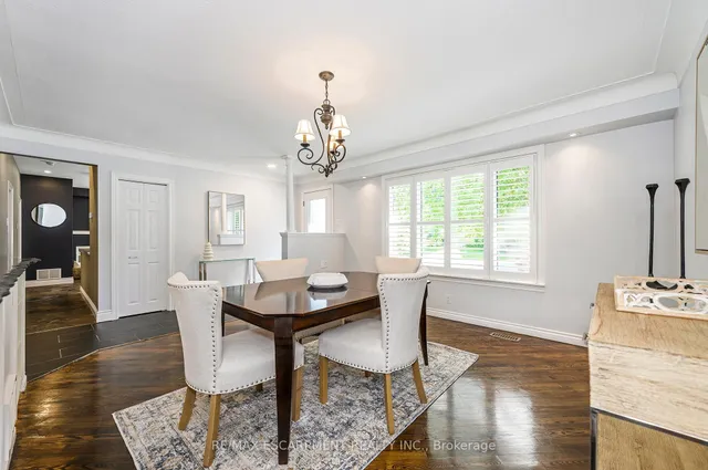 Additional image 11 of 6487 Panton St