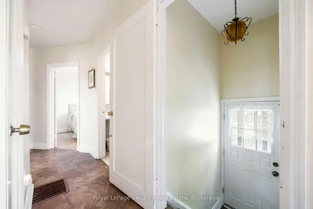 Additional image 9 of 405 Rustic Rd