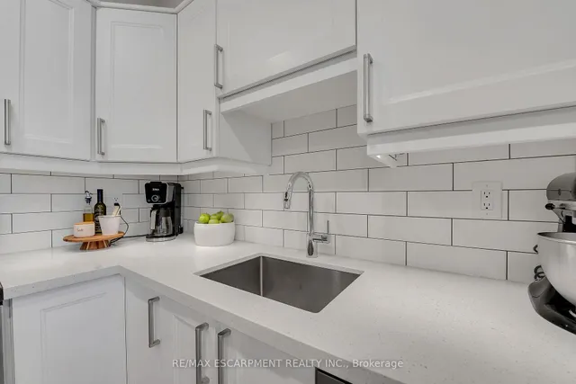 Additional image 8 of 15 Derby St Unit 4