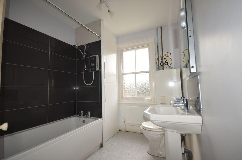 Additional image 10 of 59 Percy Road, Yeovil