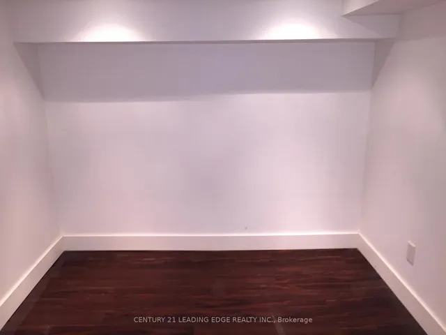 Additional image 12 of 360A Lawrence Ave