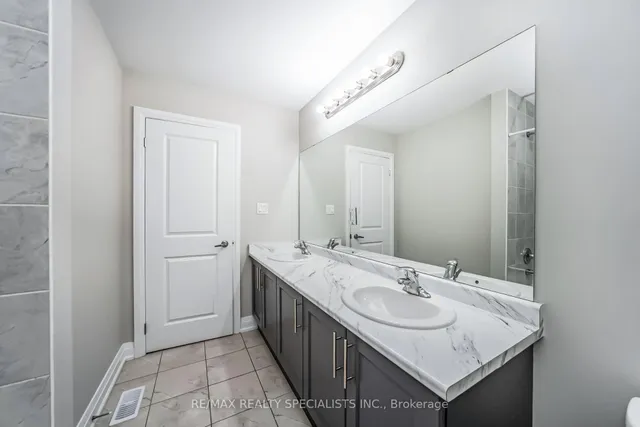 Additional image 37 of 16 Dalbeattie Dr