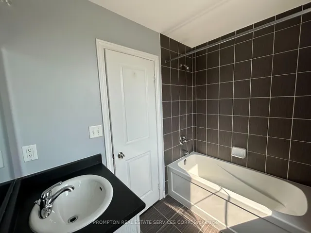 Additional image 13 of 1 Fresnel Rd