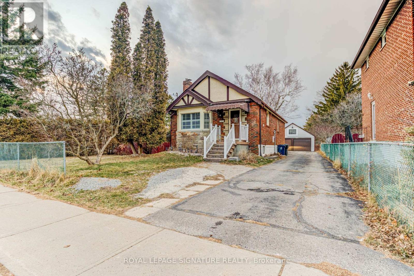 290 CORONATION DRIVE|Toronto (West Hill), Ontario M1E2J6