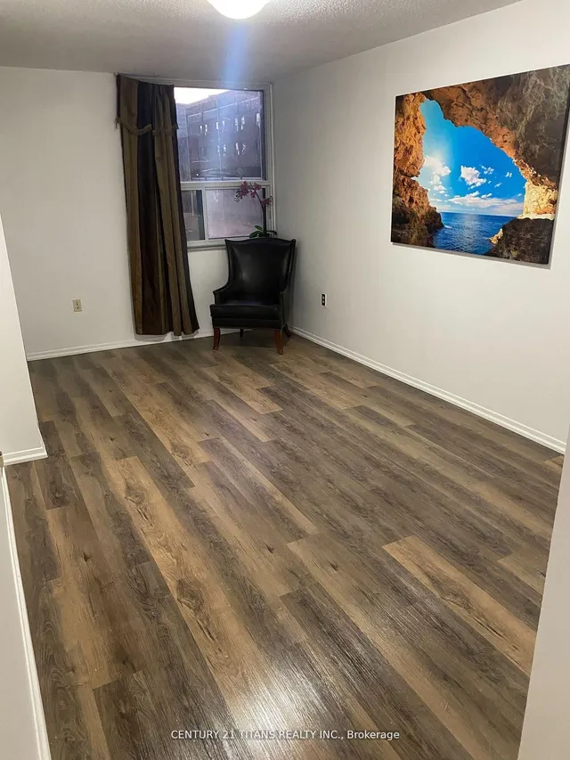 Additional image 6 of 4064 Lawrence Ave Unit 210