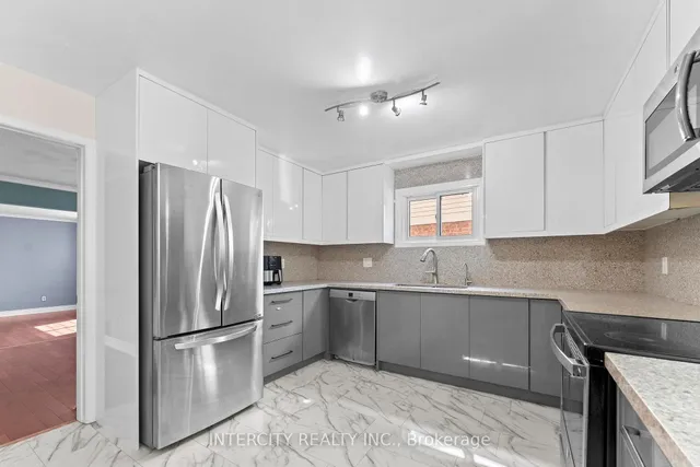 Additional image 17 of 3 Gervais Dr