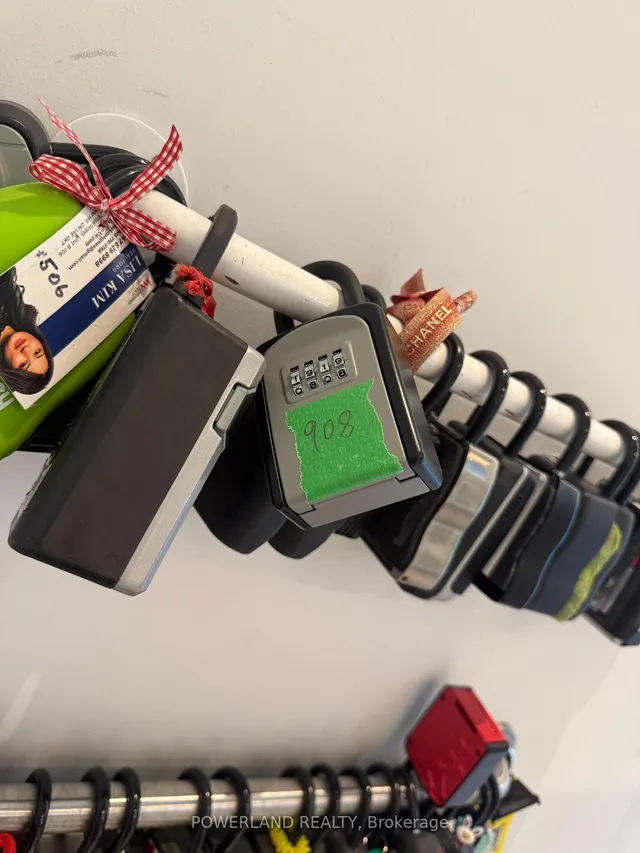 Additional image 18 of 17 Dundonald St Unit 908