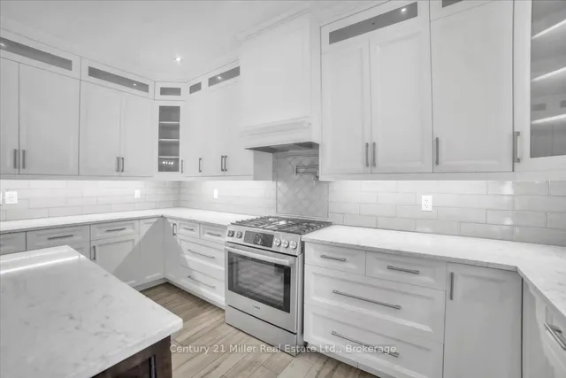 Additional image 22 of 4298 Clubview Dr