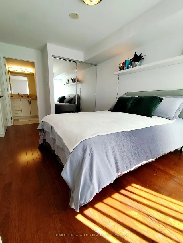 Additional image 12 of 35 Hollywood Ave Unit 619