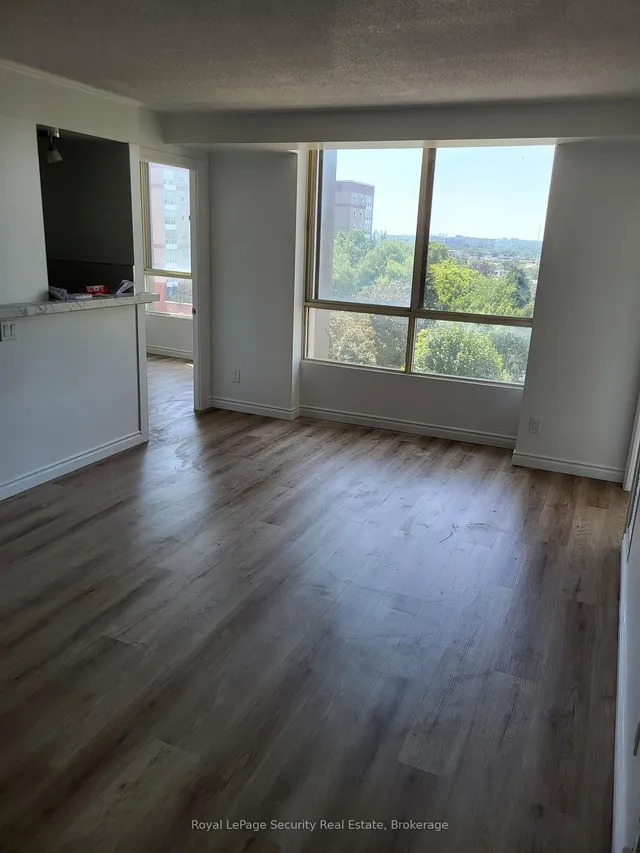 Additional image 7 of 2470 Eglinton Ave Unit 605