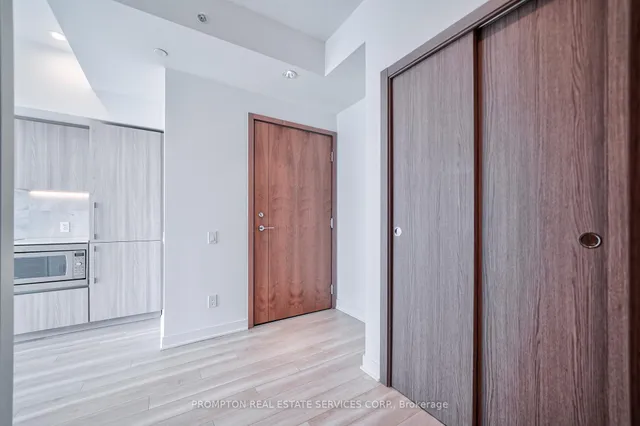 Additional image 4 of 17 Bathurst St Unit 3505